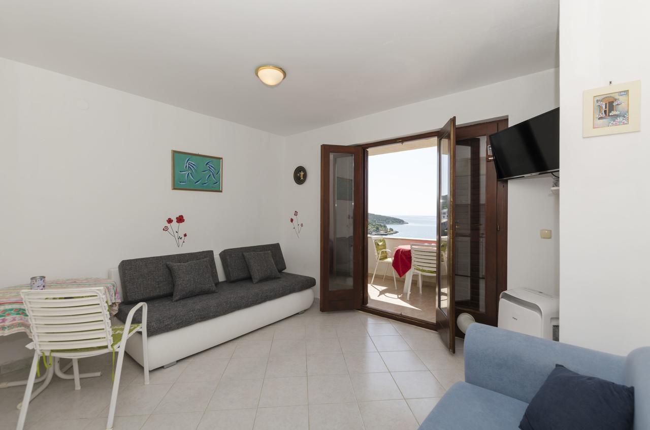 Apartments Ante Vinišće المظهر الخارجي الصورة