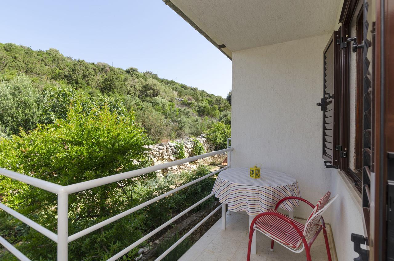 Apartments Ante Vinišće المظهر الخارجي الصورة