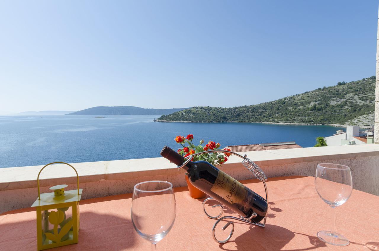 Apartments Ante Vinišće المظهر الخارجي الصورة